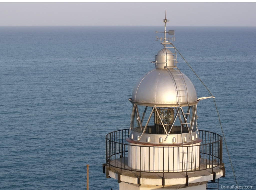 Faro marítimo