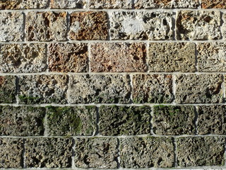Una pared de piedra vieja