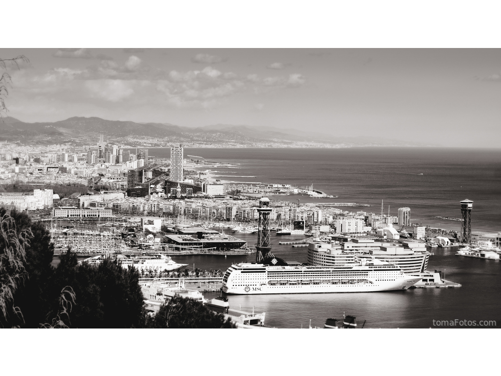 Vistas al puerto de Barcelona